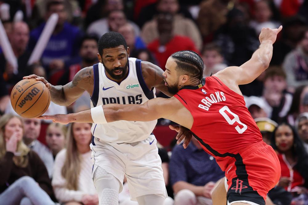 月的尘埃中 月的尘埃中