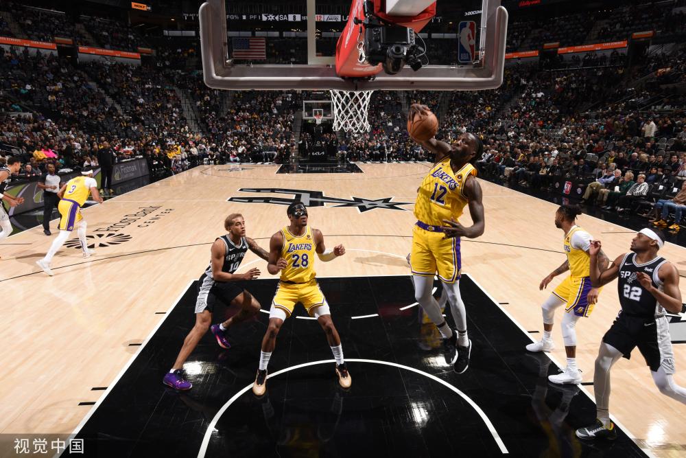 伊萨克的身 伊萨克的身